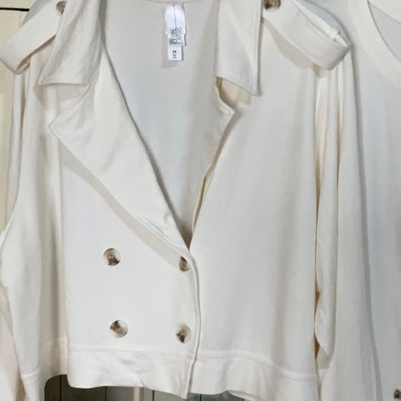 White Button-Front Dress with Matching Cropped Jacket - Picture 2 of 6